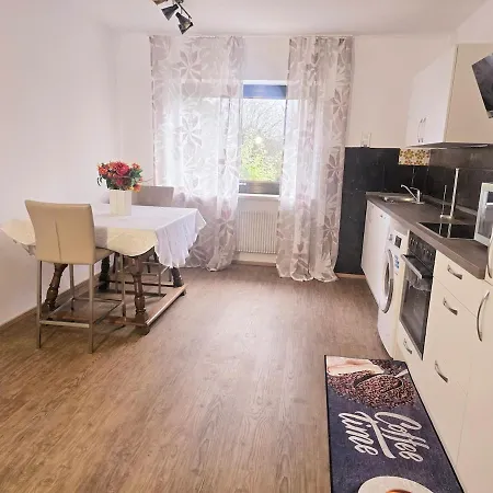 Suedhang Bei Mariahilfberg Apartment *